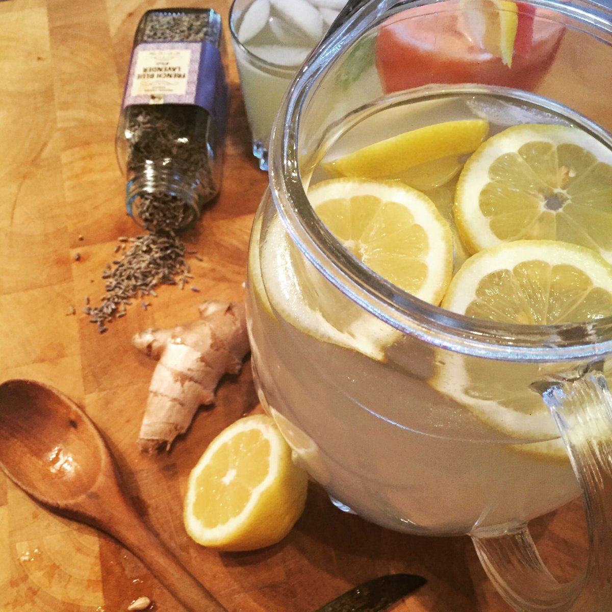BberryMorning's tweet photo. Flavored lemonade is the best! https://t.co/xHoXPChxZ0 https://t.co/8gQtW2MF3j