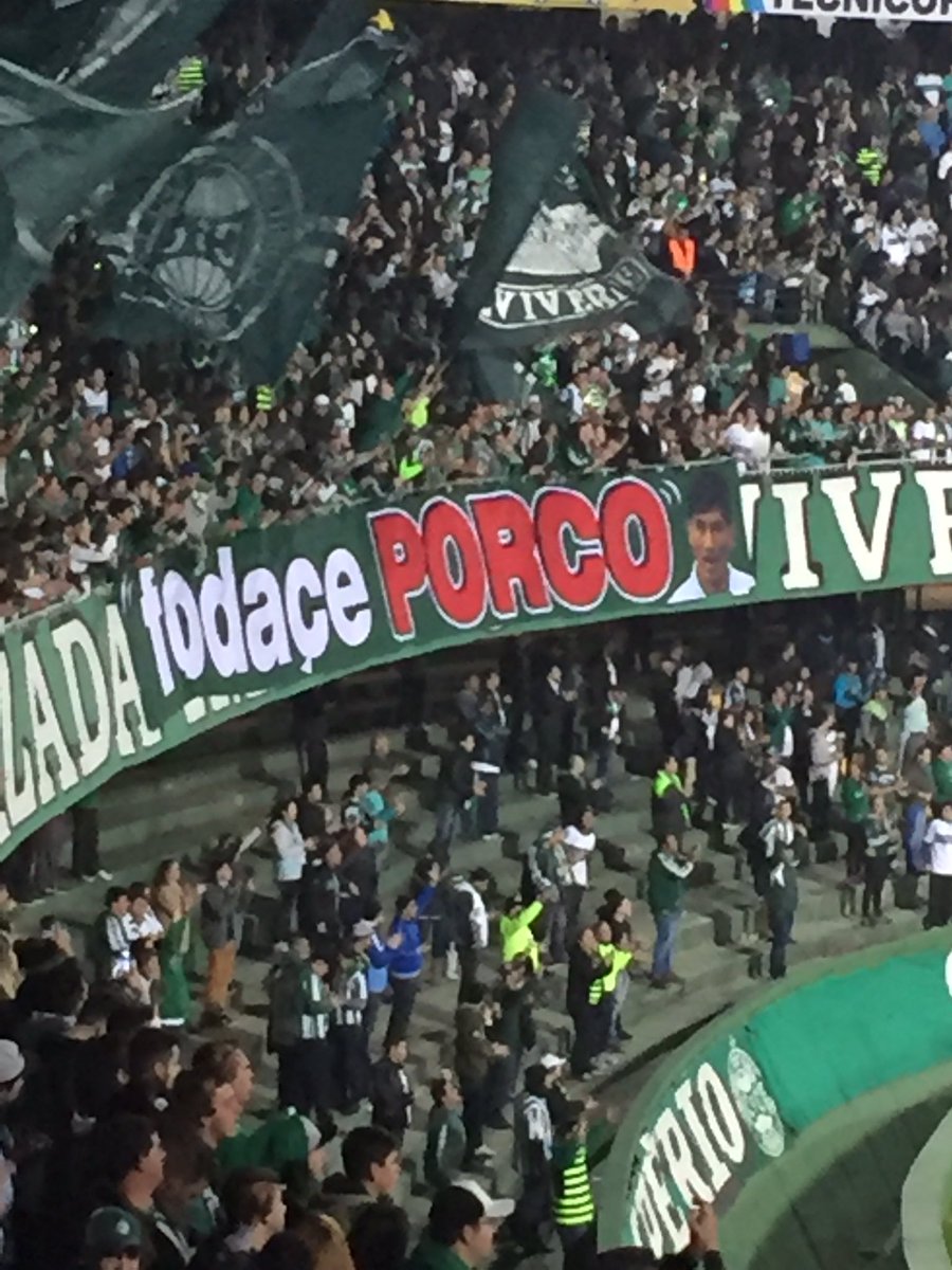 cicero_brunetti's tweet photo. @escudero06 atletiba de ontem!!abrazo Escudero!! https://t.co/pZOAGgNYa9