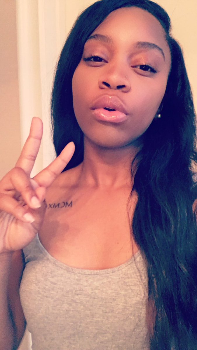 jhanenichol_'s tweet photo. #LSUgirlsbreaktheinternet https://t.co/nVGsL9wIak