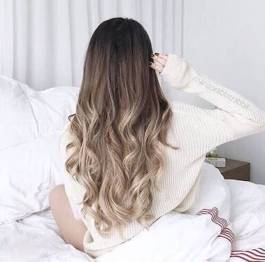 carmelaloo08's tweet photo. Help me pick my next hair color 🙏🏻💕

1, 2, or 3? https://t.co/UyFjCZJszC
