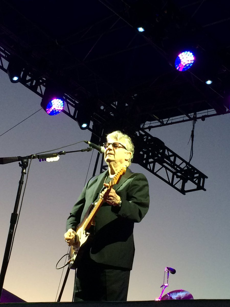 carrollspaper's tweet image. Steve Miller Band at #Shellabration. Two area bands opened. Be sure to grab Monday's paper for full coverage!
