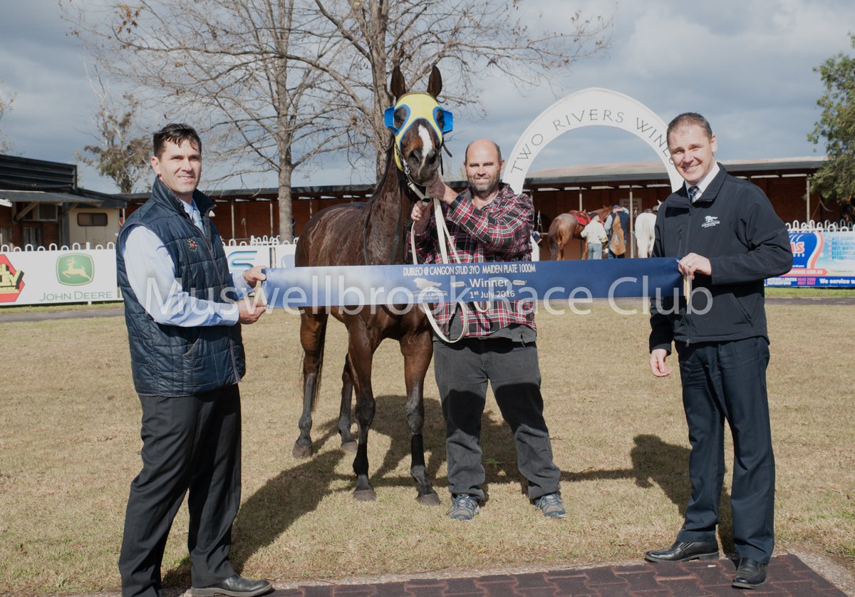 thebrookracing's tweet photo. STATO won R1 #Dubleo @ #CangonStud 3YO Mdn 1000m #gregorymcfarlane @huet60 RT 1.02.52 ST 37.87 https://t.co/1HeXXbkChQ