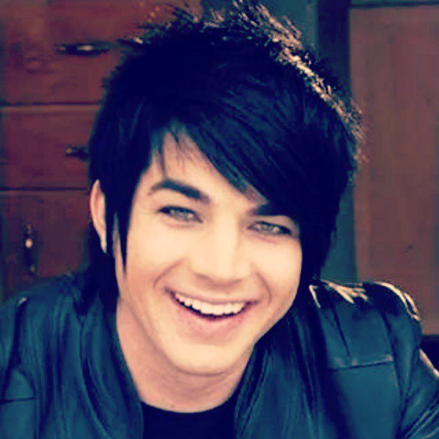 bbluesky922's tweet photo. Wish you all a lovely friday #GLAMBETS and @adamlambert https://t.co/nNABFFV0Oi