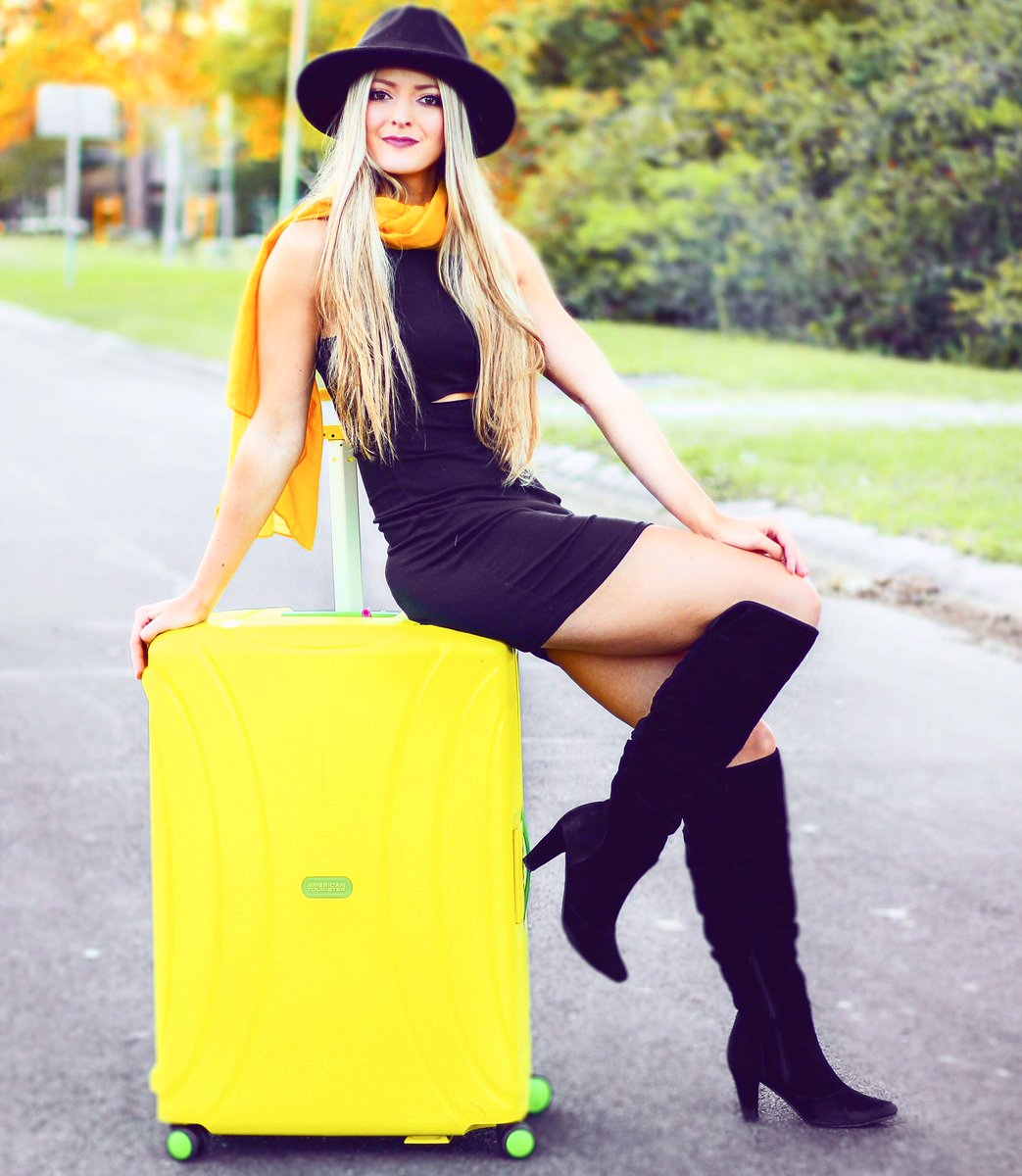 Rockin' my gorgeous luggage from <a href="/MySamsonite/">Samsonite</a> @AmerTouristerPh #samsonite #americantourister #travelluggage #travel