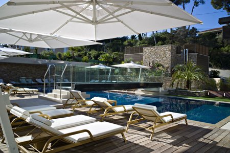 La_Farandole's tweet photo. Aujourd'hui la piscine est déjà à 28.6°C #piscinefarandole https://t.co/c5bYJOiiQV