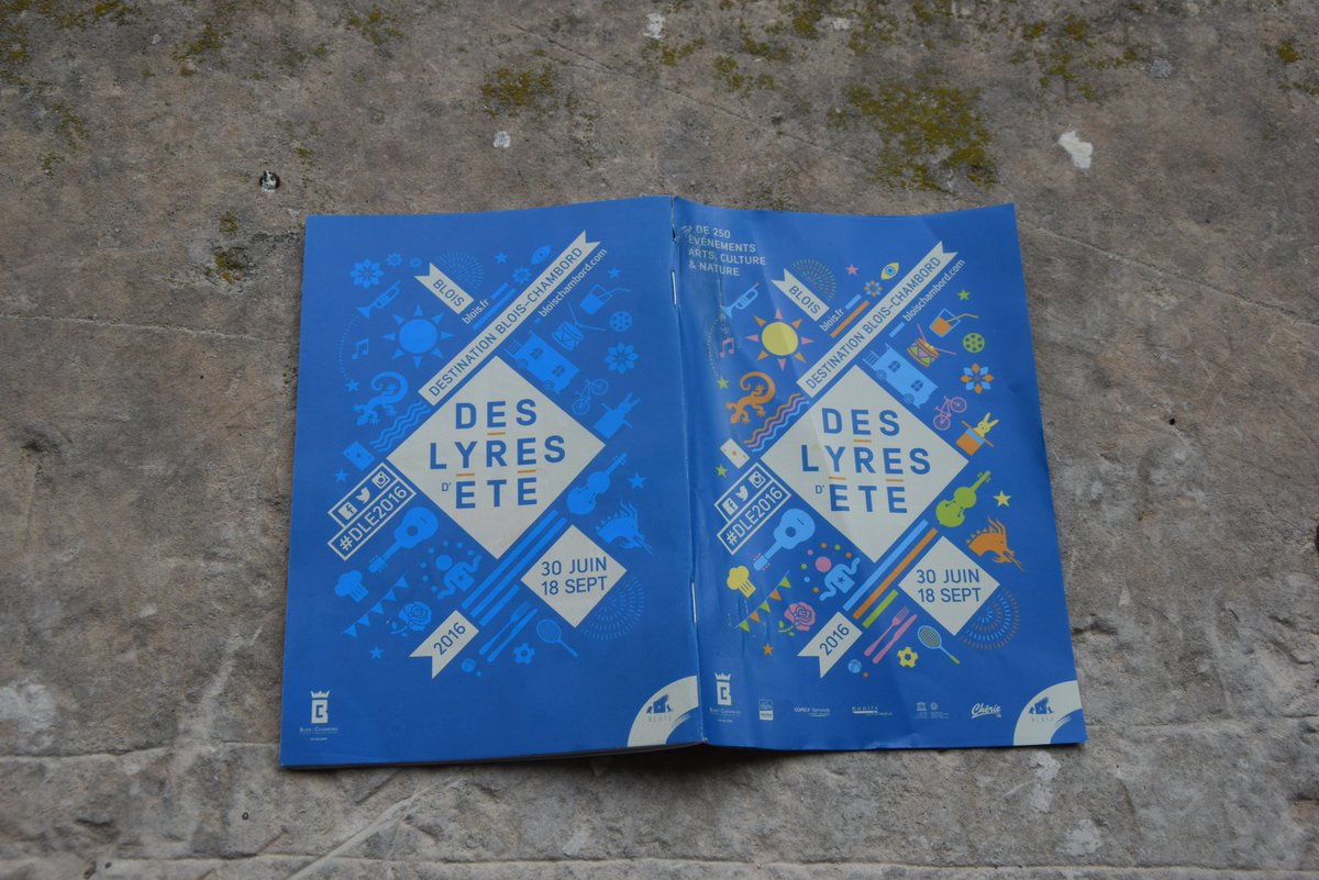 domainechambord's tweet photo. #VendrediLecture #DLE2016 Découvrez la programmation Des Lyres d'été - 30 juin au 18 Sept ac le festival de Chambord https://t.co/tSncvtYSy4