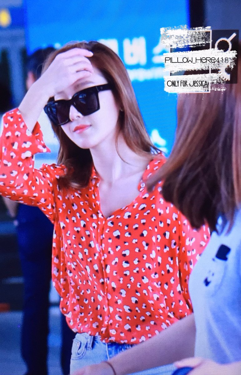 [PIC][01-07-2016]Jessica trở về Hàn Quốc vào hôm nay CmQ7--OVMAAdtd5