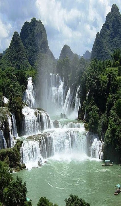 VietnamCamps's tweet image. Ban Gioc Waterfalls, Vietnam! 😍