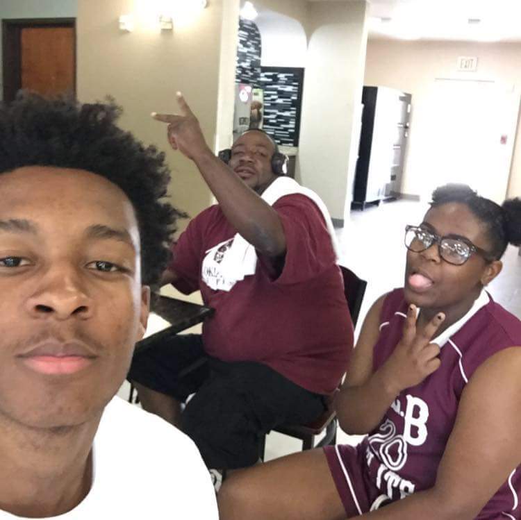 richgray405's tweet photo. #RIPCOACHT LOVE YOU MY GUY 💙 https://t.co/L33LwIq9Ls