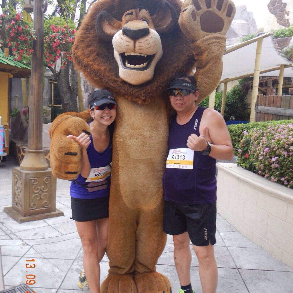chan_arrow's tweet photo. Running in #uss is fun as you can take photos with the #mascot #SCMS2016DQ https://t.co/ddR4VaoGQi