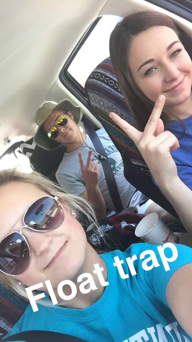 pissylissy2's tweet photo. Happy birthday Ryan!! Miss you &amp; hope Springfield is treating you well 🎉😊❤️ https://t.co/krukTnjhjx