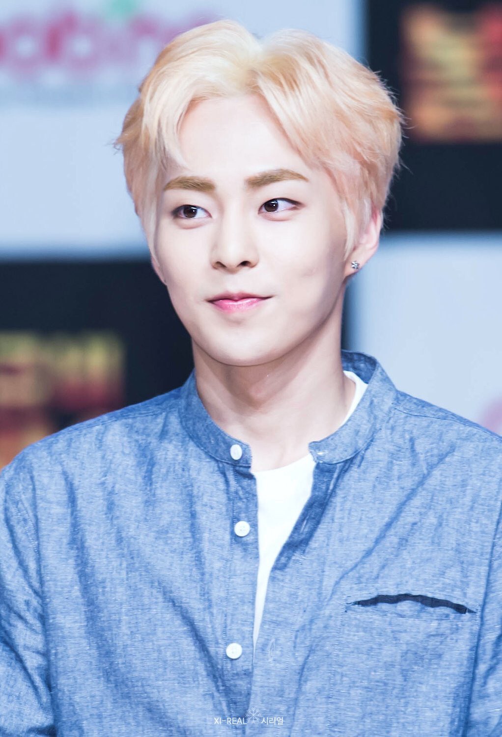 EXO FANBASE 🌎 on Twitter: "[HQ] 160629 XIUMIN https://t.co/0b9JWoScaA