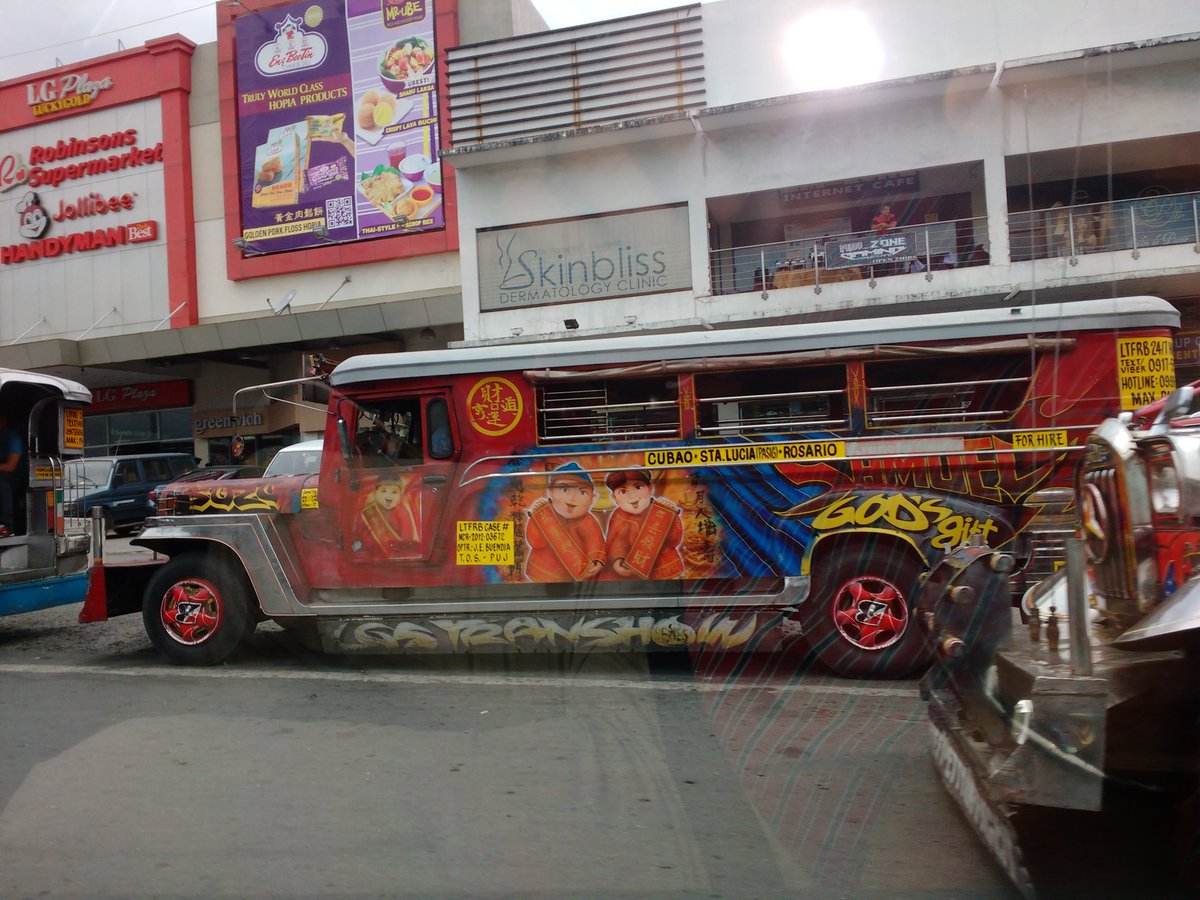 ManilaTOURISTS's tweet photo. #Jeepney
#PancitPower
#FatLumpia
#Tinikling
#ManilaHotels
#MakatiRestaurants
#Makati #PH
#Manila
@drumbeatsofeden
https://t.co/KfrgWLBO0S