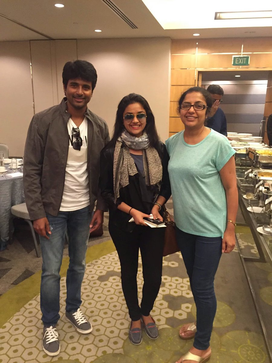 Kolly_Flick's tweet photo. #Sivakarthikeyan #KeerthySuresh #SuhasiniManiratnam #SIIMA2016 @Siva_Kartikeyan @KeerthyOfficial #Remo #Senjitaley https://t.co/FUNDyB9XLp
