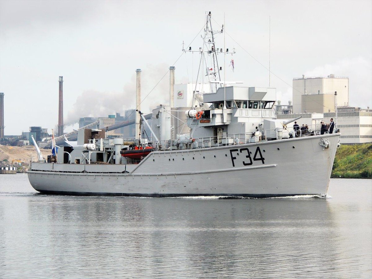 Sittard in 1955 opgeleverd. Gezien in #IJmuiden na rol in de film Dunkirk. scheepvaartnieuws.maasmondphoto.nl/nederlands-mar…