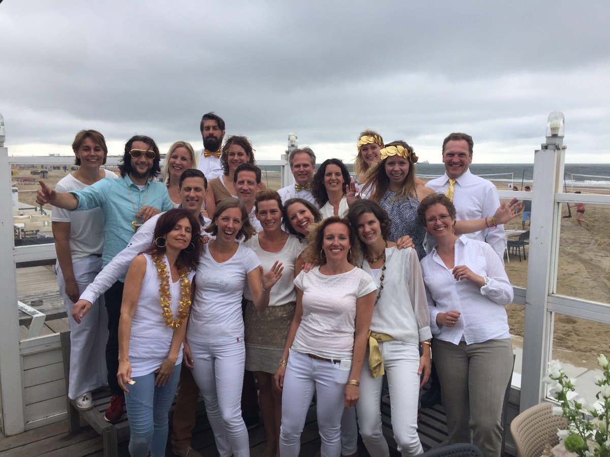 Wat 'n geweldige afscheidsdag! Na ruim 2 jaar! #verrassing #topkado #topteam #sdu #marketing