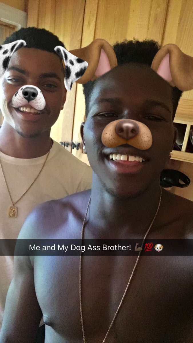 JustDOIt7696's tweet image. My guy!! Love my brother for real!!! 💯💪🏿🐶 @JMuggcaMac