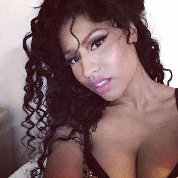 Swtchlikefagz's tweet image. Nicki's best makeup artist in my opinion 

1. Sheika 
2. Myla 
3. Beat Face Honey
4. Joyce