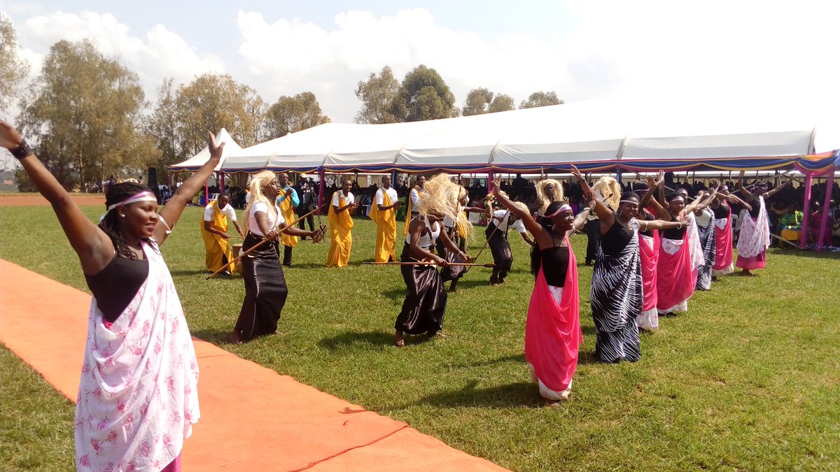UCUniversity's tweet photo. Rwandan students Assoc. Entertaining guests. #UCUJulyGraduation2016. @AmbaKampala https://t.co/x7RhvYIgLb