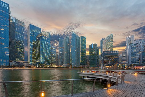 efc_APAC's tweet photo. 70% rise in job applications to Singapore banks; bonuses beat global rivals: https://t.co/qnWfss3O1p https://t.co/OWLENQIYuO