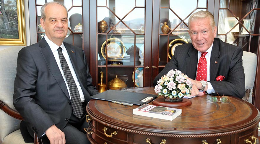 .@ugurdundarsozcu yazdı: İlker Başbuğ'dan terör saldırılarıyla ilgili çarpıcı açıklamalar!
sozcu.tc/0a41022