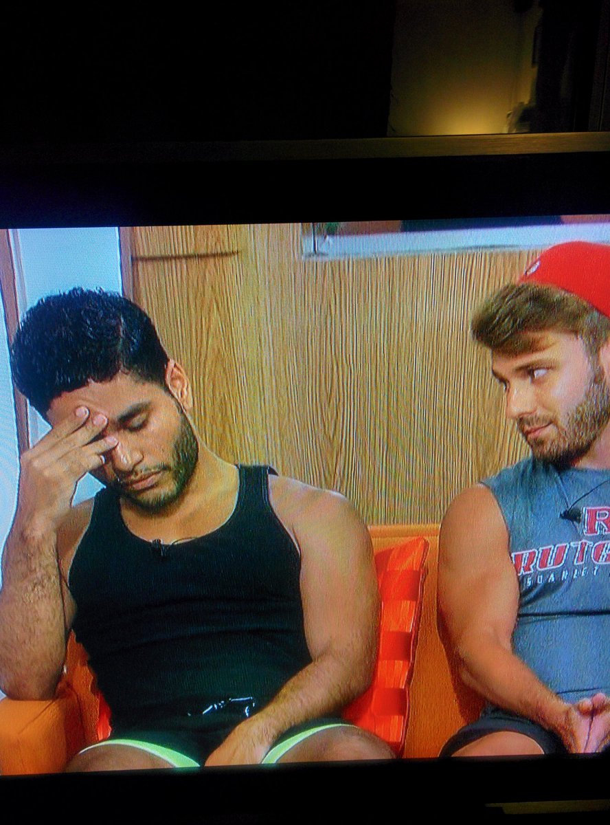ScooperDooK9's tweet photo. That moment you know your #safe #BigBrother18 #Paulie https://t.co/3mgHQtWBoS