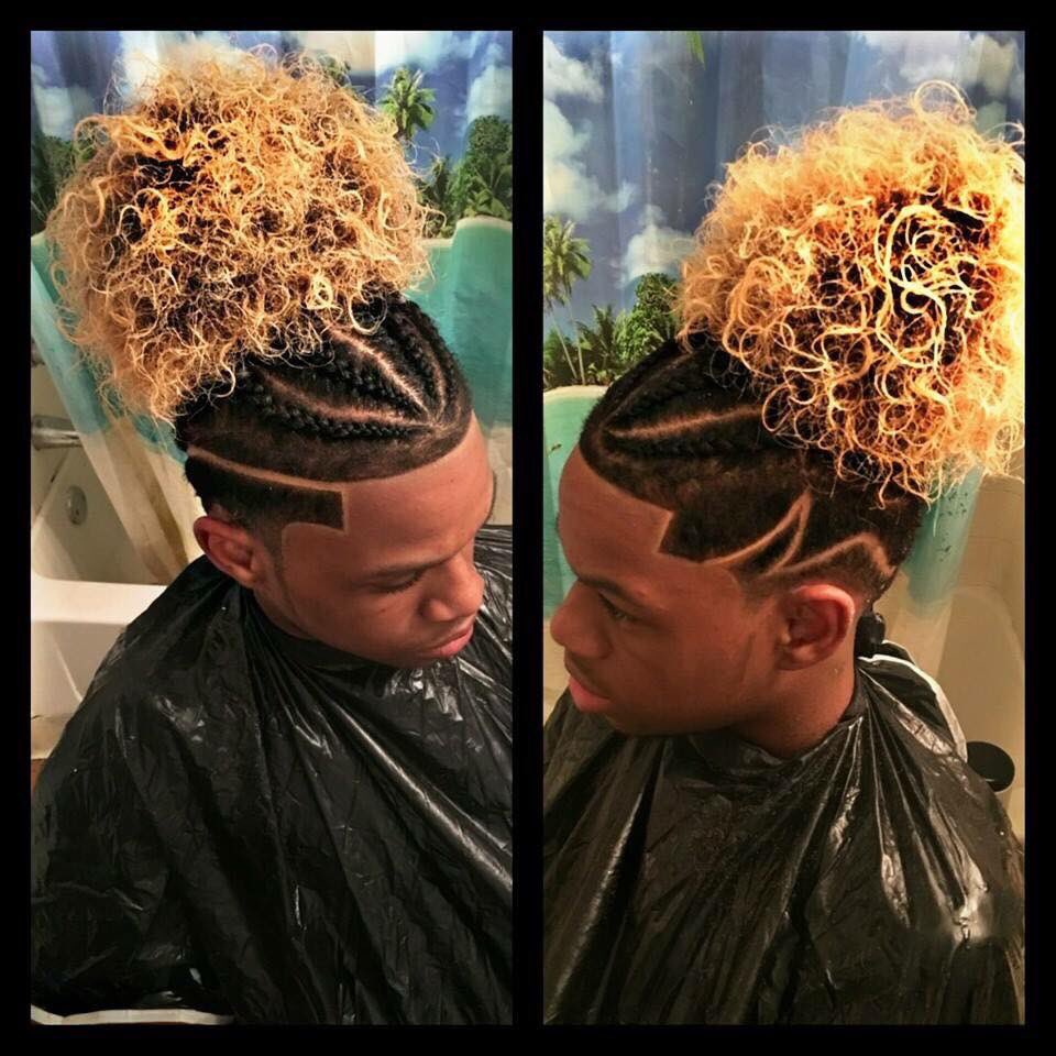 J0MAEL's tweet photo. I remember when I saw a pic of this guy with a regular bun
But these type curls make it look girly https://t.co/gVCtoNnpAd