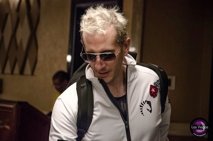 .<a href="/elkypoker/">ElkY</a> joue son premier tournoi des #WSOP2016 aujourd'hui.
Photo signée <a href="/lasvegastrip_fr/">lasvegastrip.fr</a>