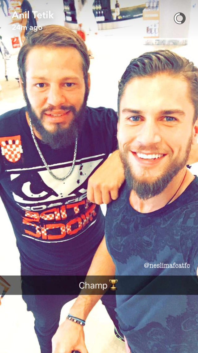 nazlimafcatfc's tweet photo. Gunaydin champ🏆 ailesi TEAMAVATAR ve digerleri😂 En sevdigim iki bey sonunda yan yana😍 #TeamAvatar #Survivor https://t.co/2MPORWq6Ot
