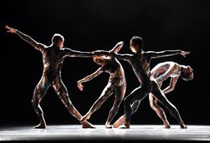 Bafloon's tweet photo. #review #HNBtransatlantic by Ilona Landgraf 'fizzles like champagne' https://t.co/QEMGElCe4N #ballet @DutchNatBallet https://t.co/KVYahxZpti