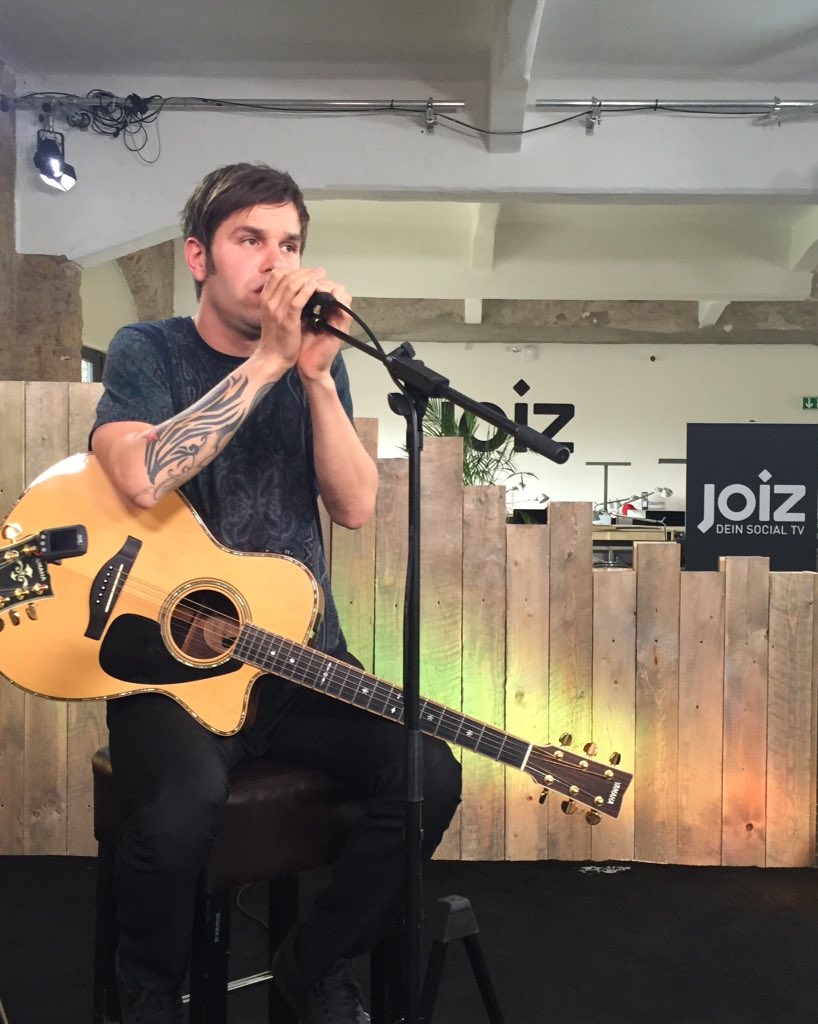 HomeStudiosHH's tweet photo. Gleich Stephan Bindella bei @joizde https://t.co/FMzASwTdyc