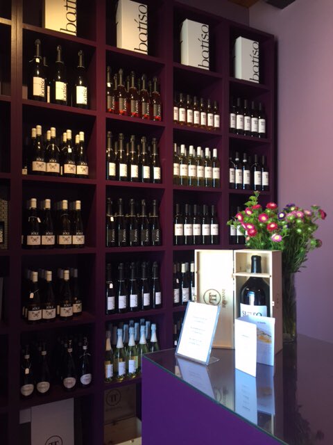 La vostra direzione per il week end è #Jesolo? Allora fate una tappa allo shop #Suttowine in via Adriatico 48!
