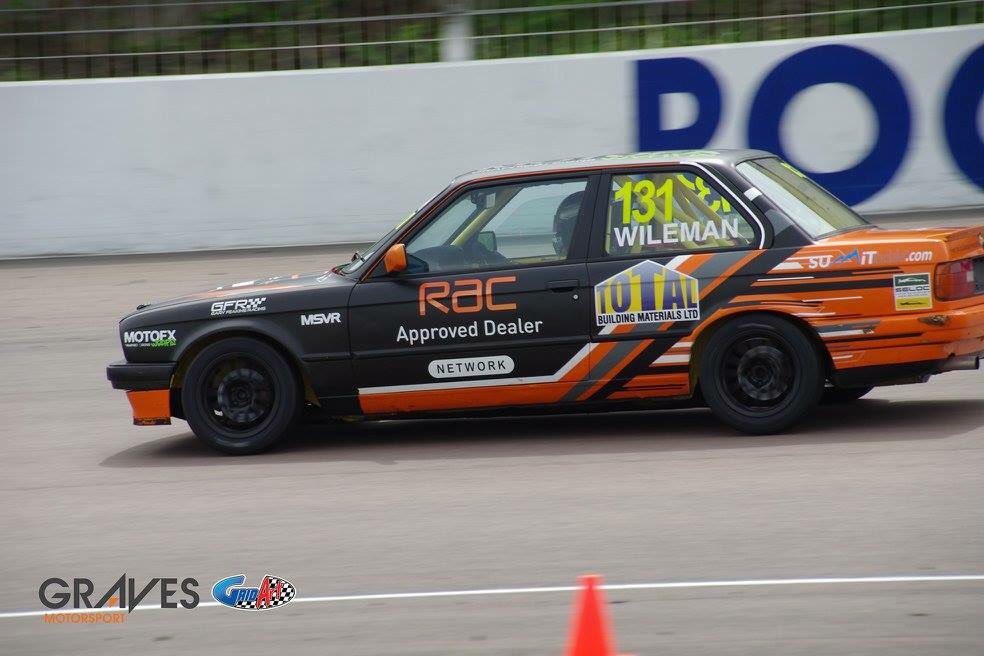 MWilemanRacing's tweet photo. Few pictures from the last round at @RockinghamUK, thanks to @GridArt for the pictures https://t.co/VC1mrfberb