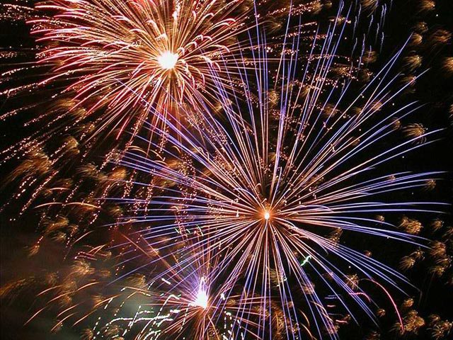 Top FREE 2016 July 4th Weekend Fireworks Shows and Events — Fort Worth &amp; Dallas Area frugalinfortworth.com/2016/07/01/top…