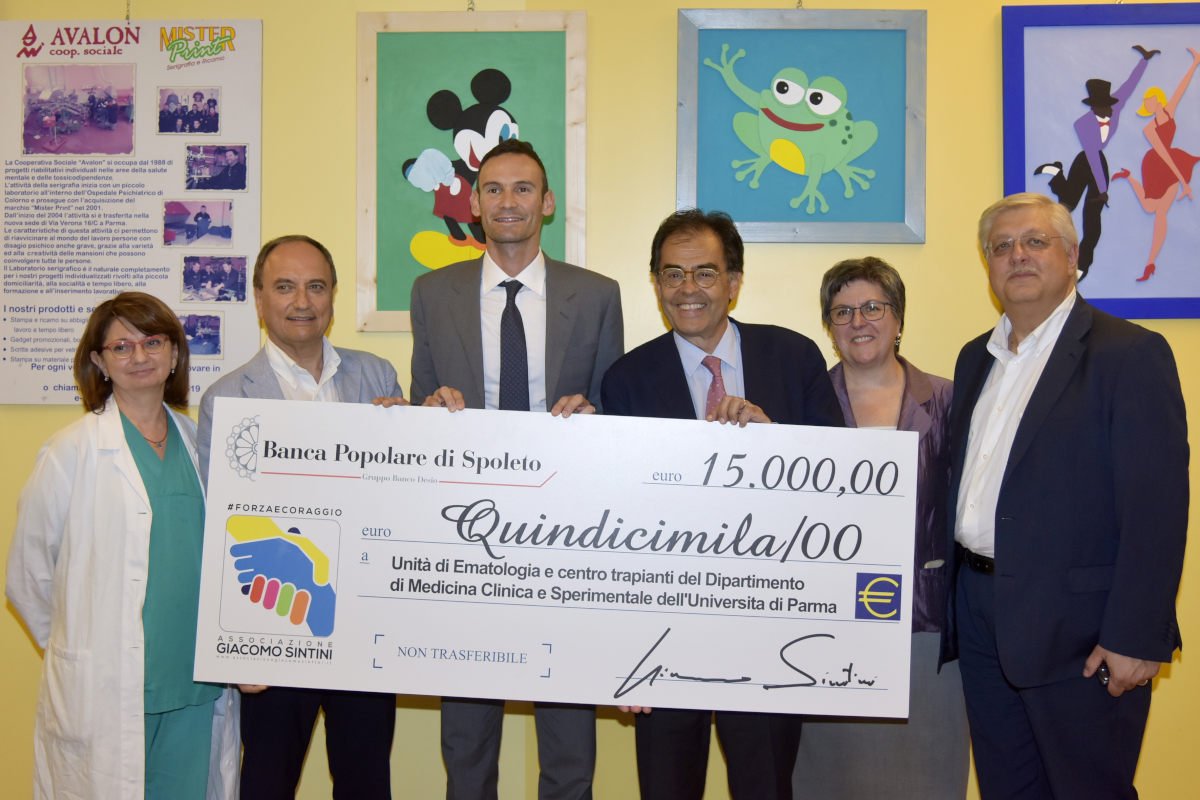 AssGSintini's tweet photo. #AssGSintini al fianco dell'Ospedale di #Parma
Donati 15mila€ all'Ematologia oltre al progetto #MoenaColCuore https://t.co/G0sZaguO7B