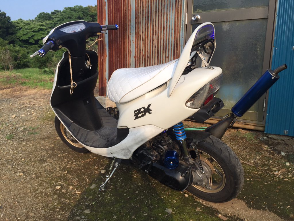 車、バイク on X