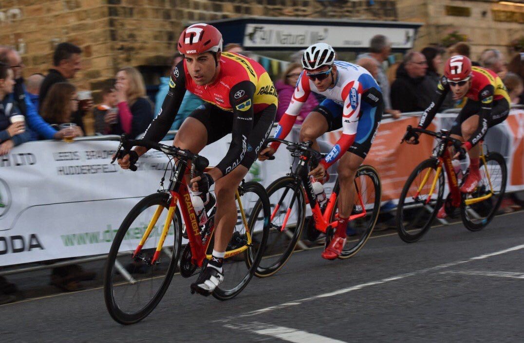 Elite crits. <a href="/Clemens7/">Ed</a> in the front group. <a href="/HIGH5Nutrition/">HIGH5</a> <a href="/vermarcuk/">Vermarc UK</a> <a href="/Miche_Media/">Miche</a> <a href="/SRDEngineering/">SRD Engineering Ltd</a> <a href="/VeloBrands/">VeloBrands</a>