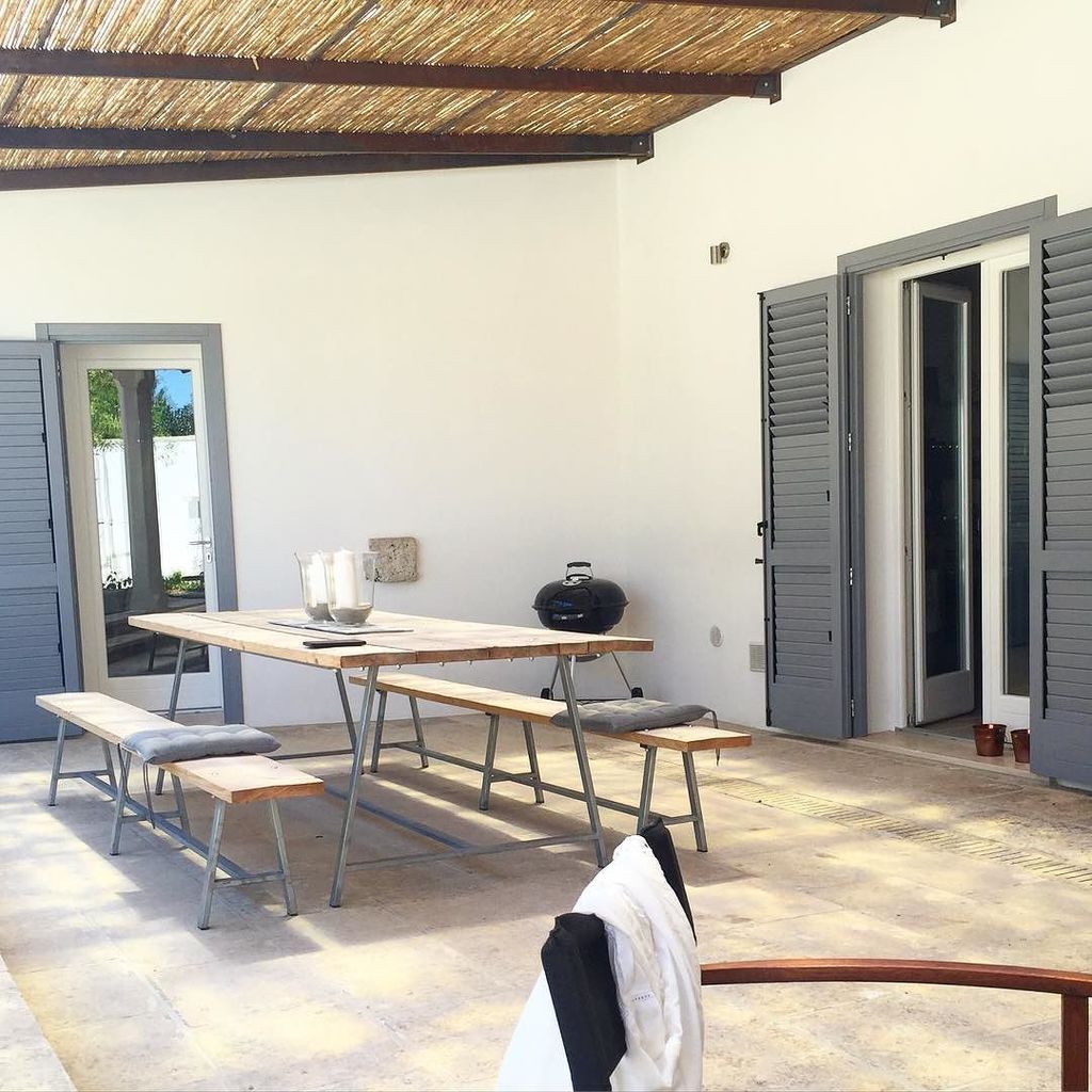 katecshaw's tweet photo. Hiding from the midday sun #pergola #shade #thisispuglia #salento #heartsofhome #villageli… https://t.co/dzrNMsJGmh https://t.co/9kWZ9oU9vh