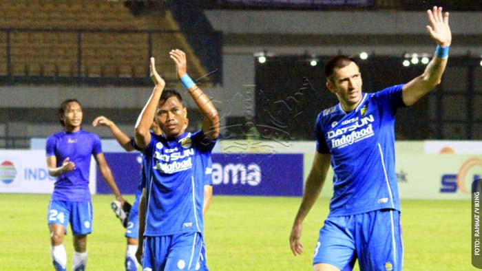 Jatah Bobotoh di GBLA Bertambah, Tony Makin termotivasi vikingofficial.com/2016/07/01/jat…