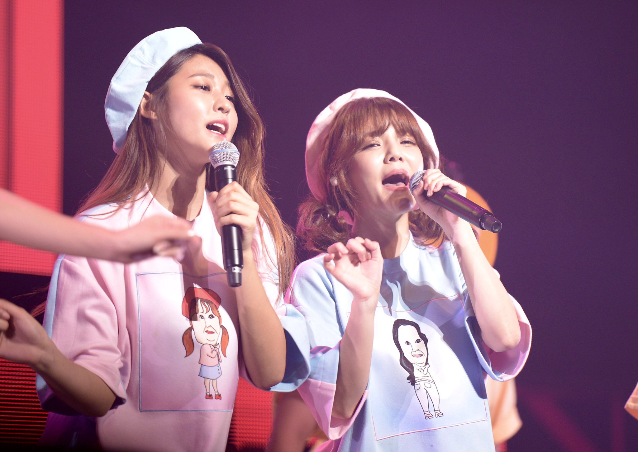 CmR9DvkVMAAmGqP.jpg:orig