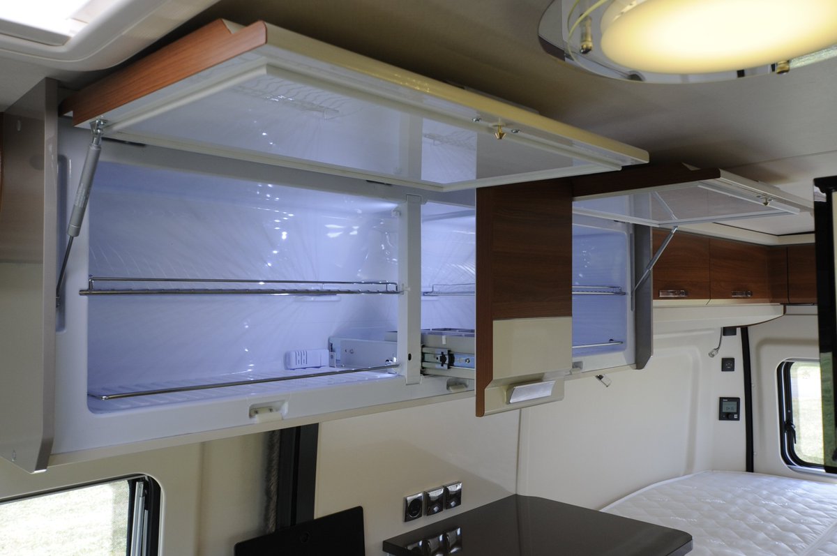 RedazioneTI's tweet photo. Hobby inventa il frigorifero a sviluppo orizzontale, lo Slim Line fridge
https://t.co/Q94swcl4U1 https://t.co/Yt3vgvCVwA