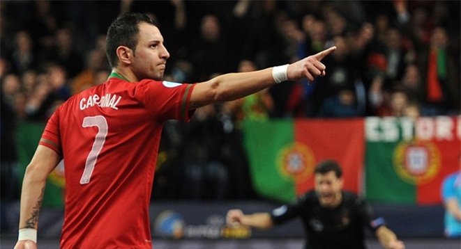 ligaprimefutsal's tweet photo. FICHAJE | El pívot @CardinalFutsal nuevo jugador de @ElPozoMurcia_FS https://t.co/IqBxTgy4ea #LNFS https://t.co/qYco667aw5