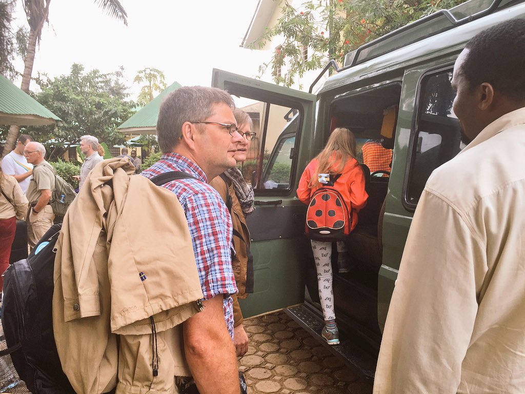 ZaraProperties's tweet photo. Departure time #Safari 🐆 #KilimanjaroTrekking 🗻 at #Springlands Hotel @ZaraTours 
Get this👇🏾
https://t.co/X5u44pruT5 https://t.co/11J66lfltz