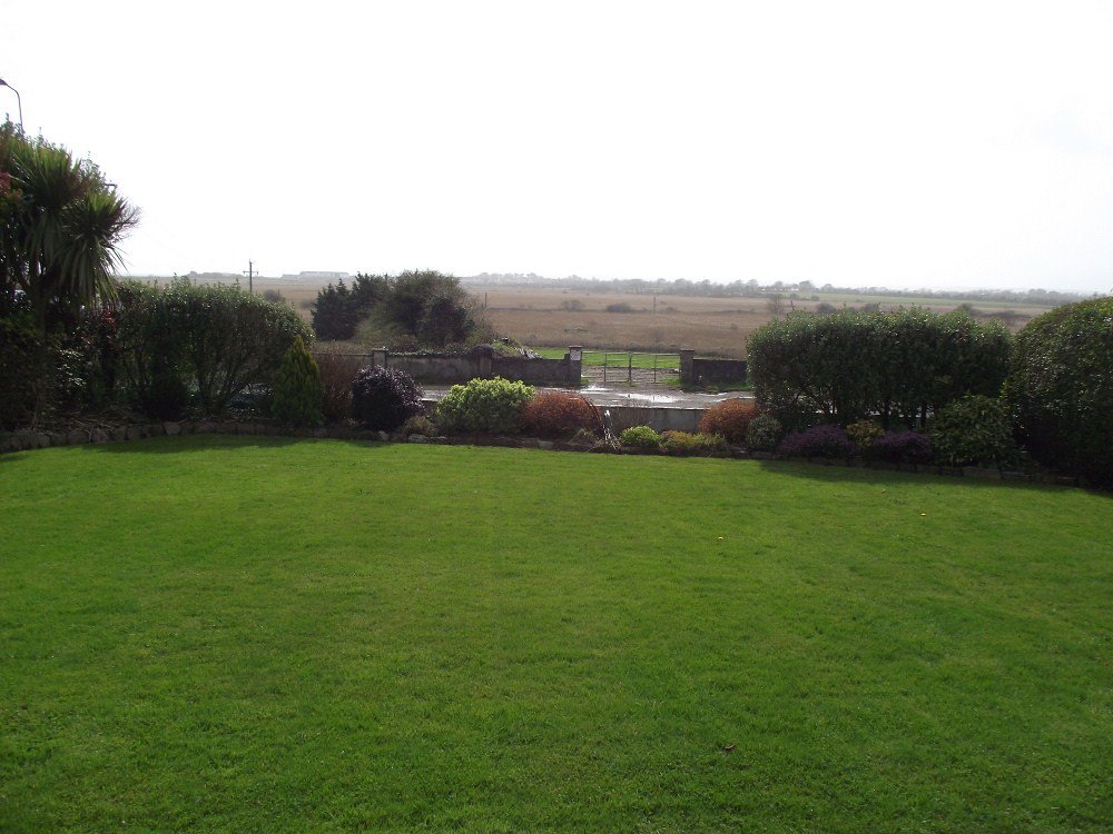 HydeProperty's tweet photo. Gorgeous 3 bed bungalow to rent: https://t.co/hTFfpqMqVF via @myhomeproperty #youghal #cork #letting #rentals https://t.co/6hRHKhV8Yx