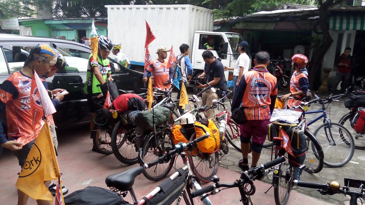 Bike2Work Indonesia tweet media