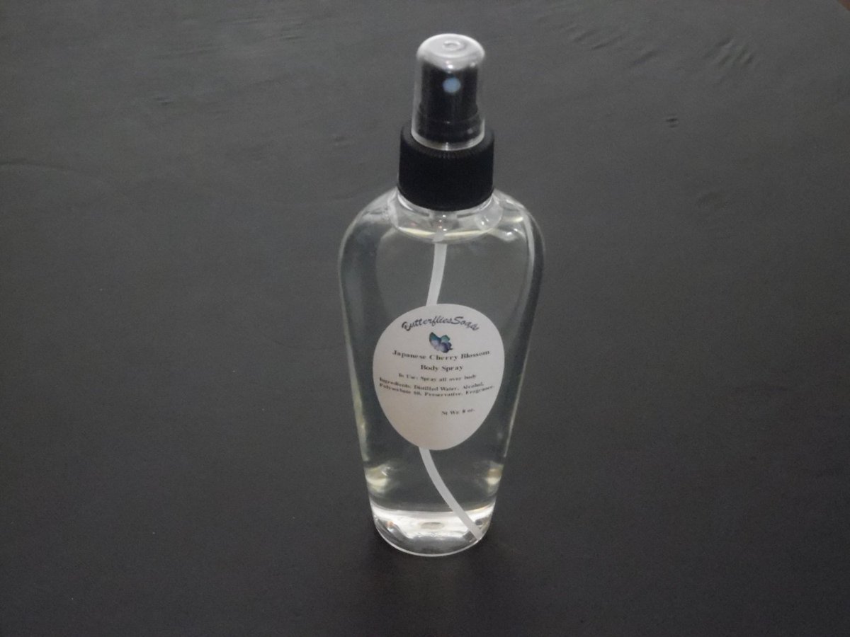 butterfliessoap's tweet photo. 8 oz Body Spritz, Amazingly Grace Type Body Spray, Fragr… https://t.co/ZGp6APidlt #craftysellers #HandcraftedPerfume https://t.co/S7vQJ8O9uk