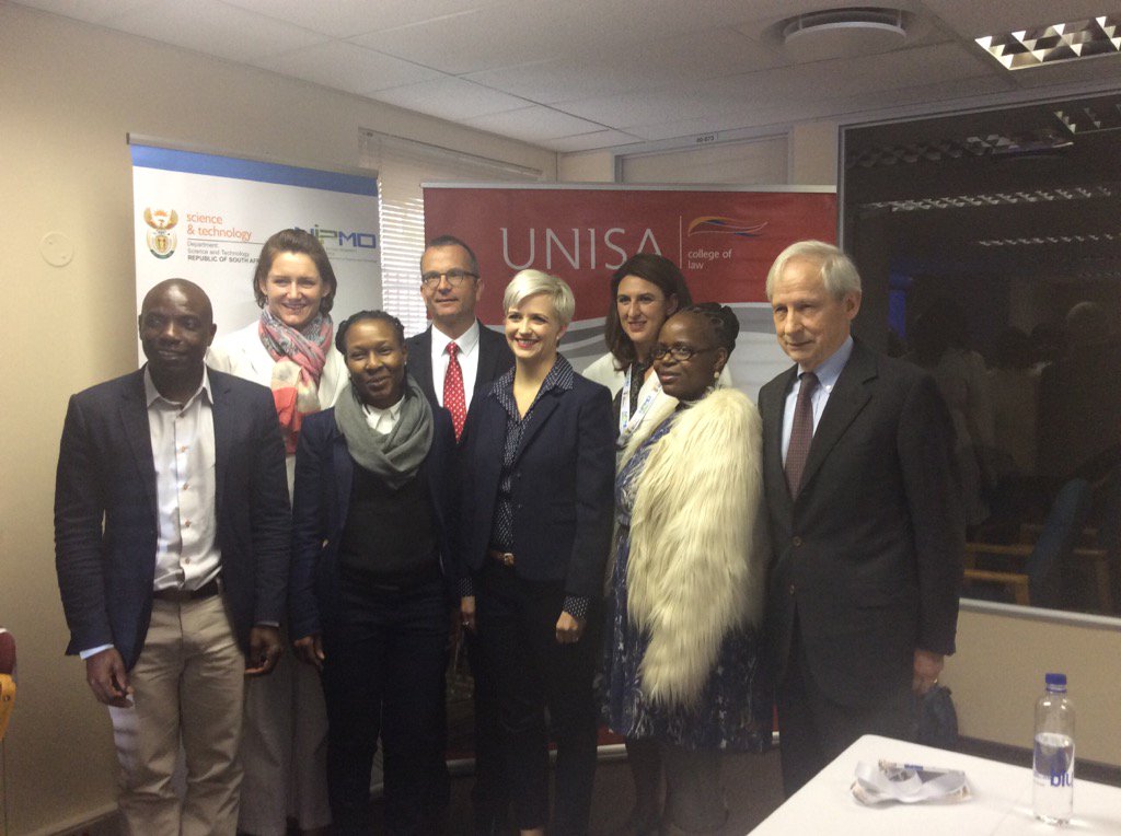 mcleansibanda's tweet photo. #IPCapture - Prof Joseph Staus, Kerry Faul @unisa @NIPMO with the prize recipients https://t.co/tG96usSec9
