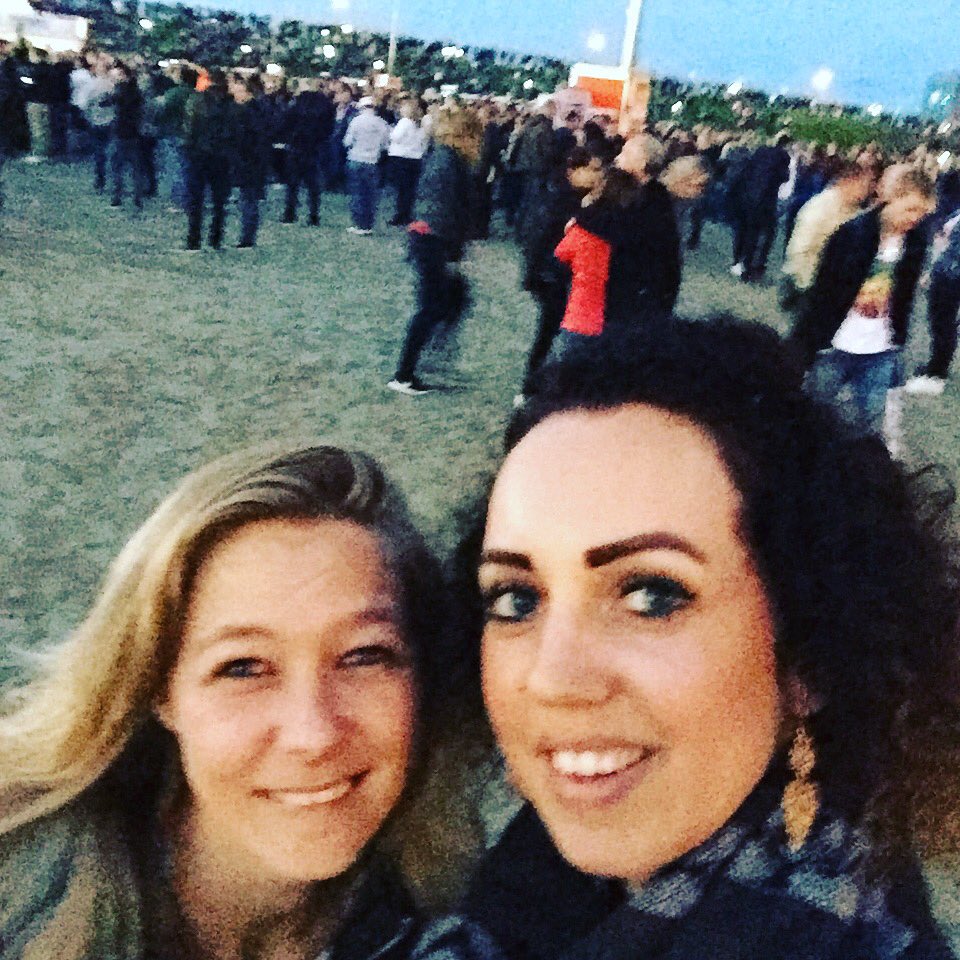 carooo25's tweet photo. Kensington! 💃🏼🎉. #DelfSail https://t.co/YE4LvASUYd