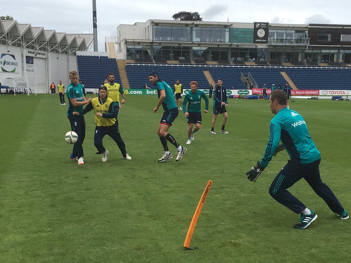 England Cricket tweet media