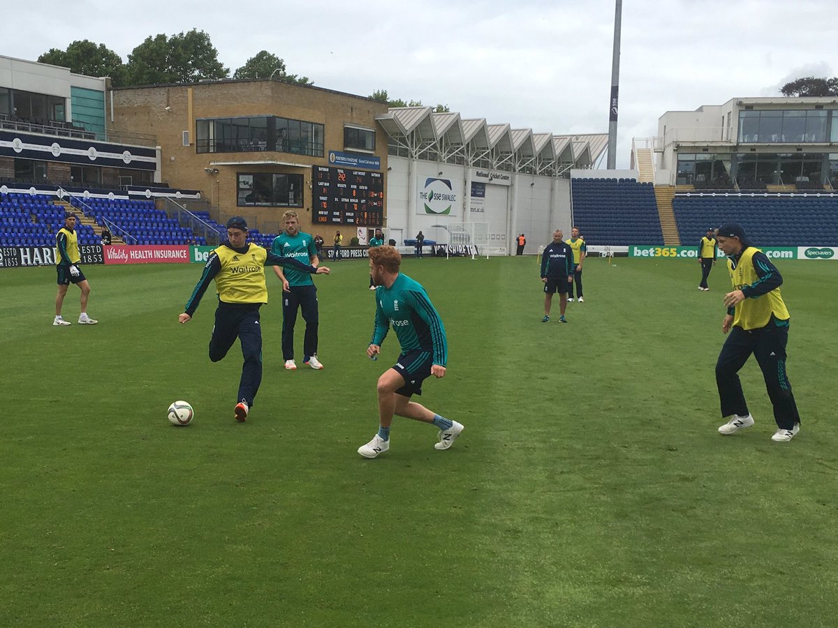 England Cricket tweet media